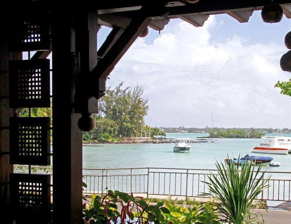 Azure Beach Boutique Hotel Grand Baie Exterior photo